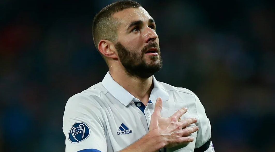Benzema podporuje Domenecha Osudový okamžik pro Francii